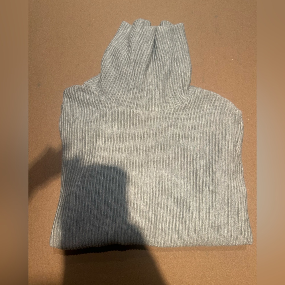 Club Monaco sweater